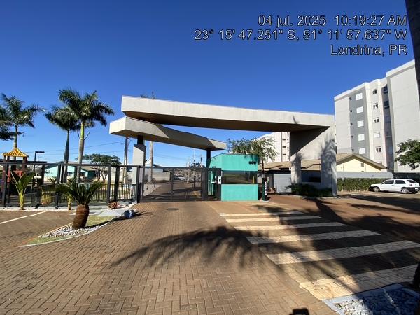 Casa em Londrina, Jardim Maria Celina, Avenida Rosalvo Marques Bonfim, N. 899, Cs 175 Qd 05, PR. Área: 53.25m2