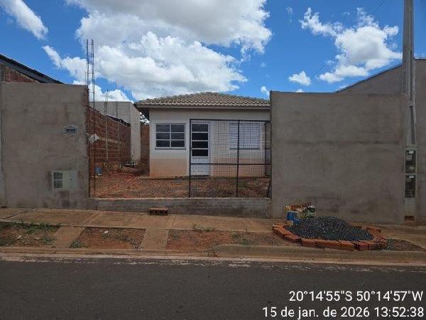 Casa em Fernandópolis, Conjunto Habitacional Parque Residencial, Rua Adelia Bianchini Guidotti, N. 349, Lt 34 Qd 11, SP. Área: 40.23m2