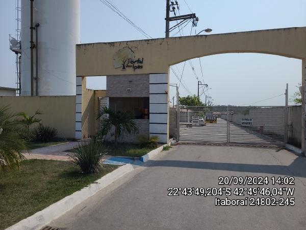 Casa em Itaboraí, Venda Das Pedras, Avenida Flavio Vasconcelos, N. 231, Cs 35, Qd H, Area Ad-04 (Lt 04), RJ. Área: 51.6m2