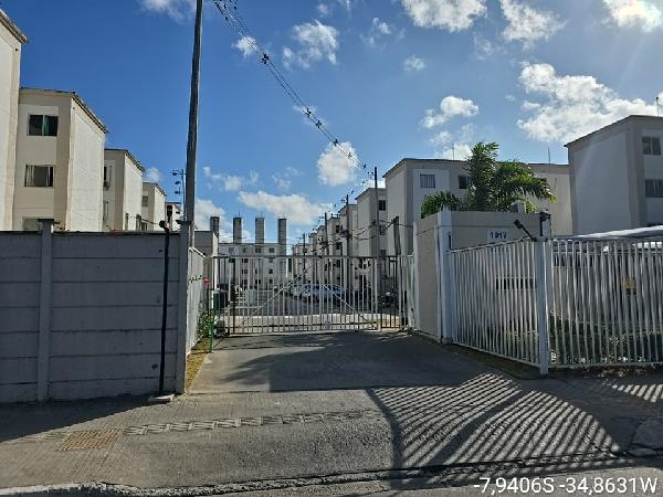 Apartamento em Paulista, Maranguape I, Rua Maria Emilia Boeckmann, N. 1017, Apto 103, Bl 07, PE. Área: 41.79m2