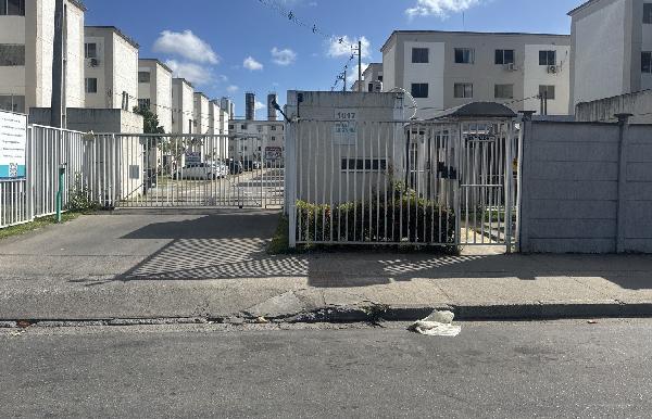 Apartamento em Paulista, Maranguape I, Rua Maria Emilia Boeckmann, N. 1017, Apto 401, Pavimento 3 Bl 7, PE. Área: 41.79m2