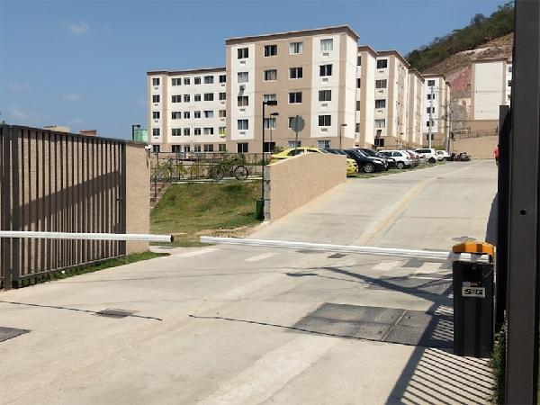 Apartamento em Rio de Janeiro, Pechincha, Estrada Do Campo Da Areia, N. 1205, Apto 404, Bl 07, RJ. Área: 40.54m2