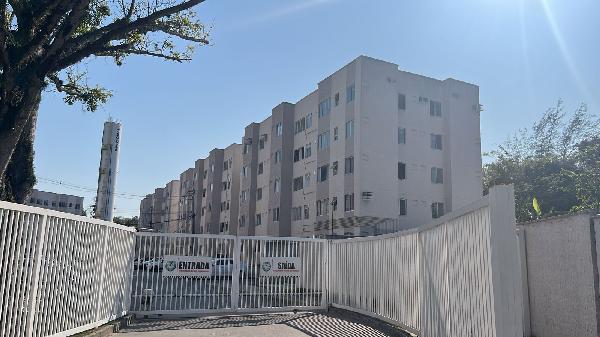 Apartamento em Rio de Janeiro, Santa Cruz, Estrada Da Pedra, N. 2243, Apto 108, Bl 01, RJ. Área: 41.07m2