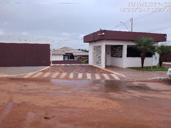 Apartamento em Valparaíso de Goiás, Chacaras Ypiranga, Rua Marajo, N. Sn, Apto 104, Bl 01 Qd 011 Ch 01a, GO. Área: 65.36m2