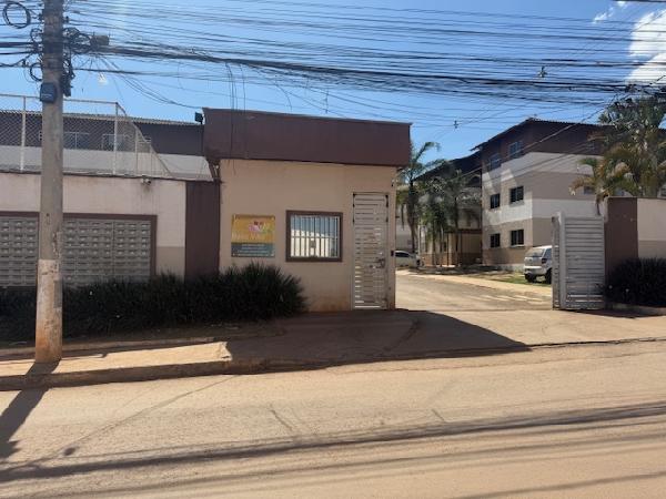 Apartamento em Valparaíso de Goiás, Setor De Chacaras Anhanguera C, Rua Minas Gerais, N. Sn, Apto 101, Bl M, Ch 03, Qd 19, GO. Área: 45.13m2