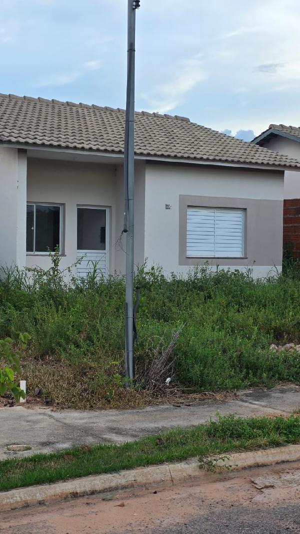 Casa em Cuiabá, Capital, Rua 08, N. 132, Lt13 Qd 09, MT. Área: 50.28m2