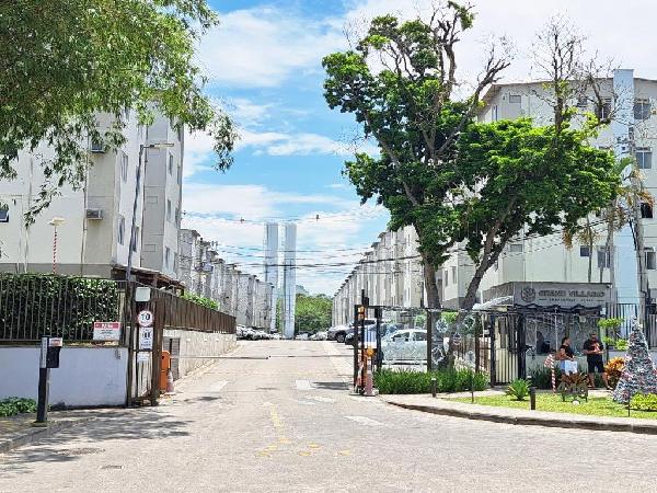 Apartamento em Rio de Janeiro, Campo Grande, Rua Campina Grande, N. 449, Apto 502, Bl 12, RJ. Área: 42.22m2