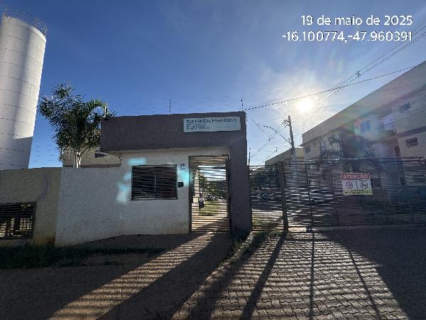Apartamento em Cidade Ocidental, Mansoes Recreio Mossoro, Rua Duque De Caxias, N. Sn, Apto 911, Bl 09, Lt 22, Qd 05, GO. Área: 53.86m2