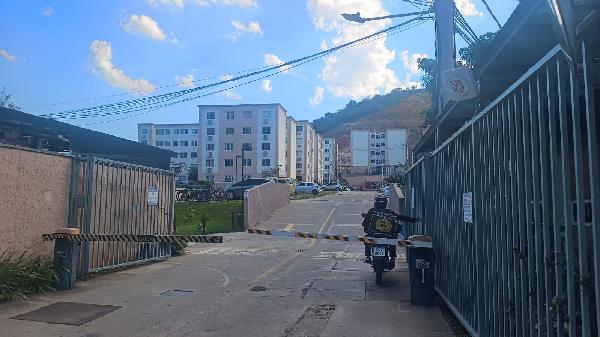 Apartamento em Rio de Janeiro, Jacarepagua, Estrada Campo Da Areia, N. 1205, Apto 103, Bl 15, RJ. Área: 41.45m2