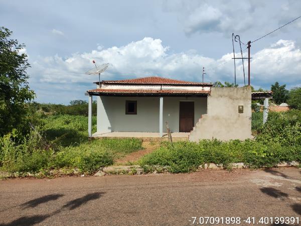Casa em Picos, Jardim Natal, Avenida JoÃO Martinho Da Luz, N. 625, Lt 39, Qd 323, PI. Área: 79.67m2