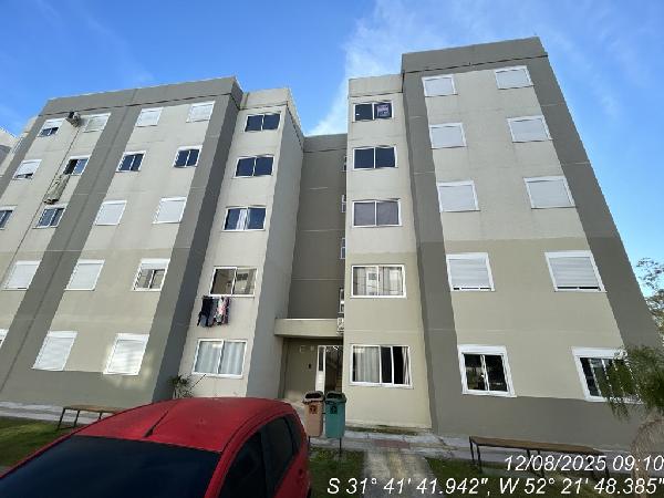 Apartamento em Pelotas, Zona Norte, Rua Dois, N. 670, Apto 403, B E 4º Pavimento Vg 136, RS. Área: 47.71m2