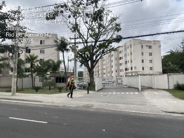 Apartamento em Rio de Janeiro, Santa Cruz, Estrada Da Pedra, N. 2243, Apto 405, Bl 02, RJ. Área: 41.23m2