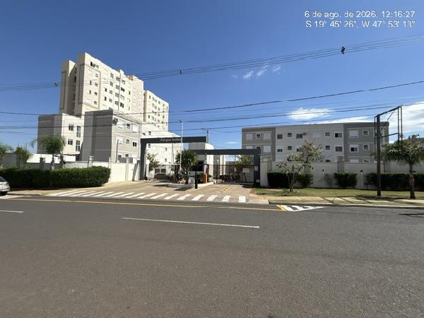 Apartamento em Uberaba, Loteamento Reserva Ushuaia, Avenida Laerte De Oliveira, N. 85, Apto 402, Bl 08, MG. Área: 39.3m2