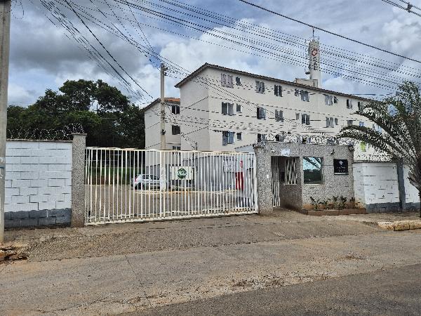 Apartamento em Esmeraldas, Sao Pedro, Rua Joao Guimaraes Rosa, N. 1151, Apto 104, Bl 07, MG. Área: 44.7m2