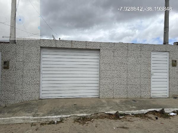 Casa em Santa Cruz do Capibaribe, Santo Agostinho, Rua Projetada  2, N. 144, Qd A  Lt 35, PE. Área: 62.09m2
