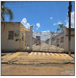 Casa em Luziânia, Jardim Planalto, Rua 5, N. 13, Cs 18 Lt 13a Qd 44, GO. Área: 51.01m2