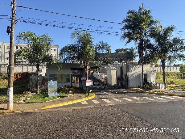 Apartamento em Jaboticabal, Sorocabano, Avenida Carlos Berchieri, N. 2338, Apto 13, Tr 02 Bl B Glb C1, SP. Área: 43.06m2