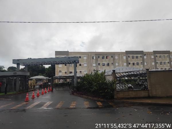 Apartamento em Ribeirão Preto, Residencial Parque Dos Servidores, Rua Joao Guimaraes Rosa, N. 65, Apto 33, Bl D Torre 02, SP. Área: 43.06m2