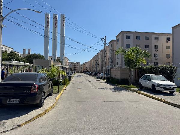Apartamento em Rio de Janeiro, Guaratiba, Estrada Cabucu De Baixo, N. 450, Apto 306, Bl 10, RJ. Área: 40m2