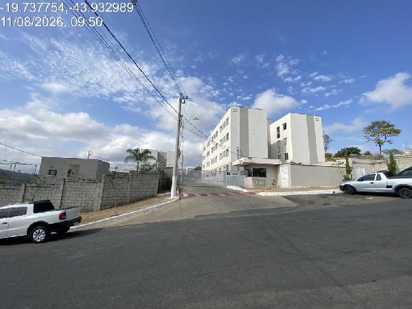 Apartamento em Vespasiano, Serra Dourada, Rua Serra Da Boa Esperanca, N. 540, Apto 402, Bl 17 Area 04 Gleba 07, MG. Área: 40.64m2