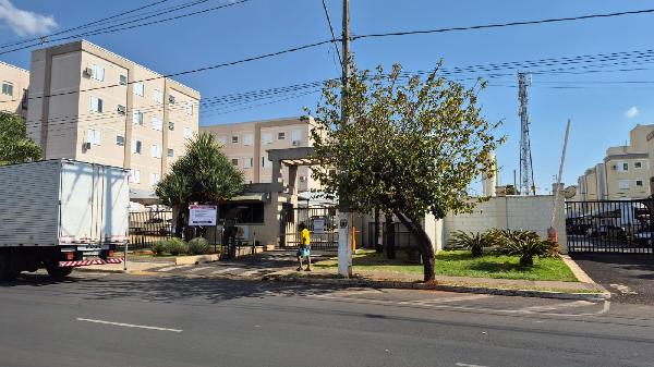 Apartamento em Uberlândia, Laranjeiras, Rua Dolorita Elias Do Nascimento, N. 200, Apto 302, Bl 30, MG. Área: 39.3m2 Apartamento em Uberlândia, Laranjeiras, Rua Dolorita Elias Do Nascimento, N. 200, Apto 302, Bl 30, MG. Área: 39.3m2
