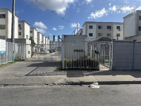 Apartamento em Paulista, Maranguape I, Rua Maria Emilia Boeckmann, N. 1017, Apto 302, Bl 22, PE. Área: 41.79m2