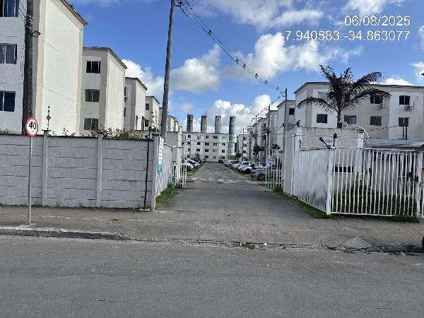 Apartamento em Paulista, Maranguape I, Rua Maria Emilia Boeckmann, N. 1017, Apto 303, Bl 11, Gleba 19a12, PE. Área: 41.79m2