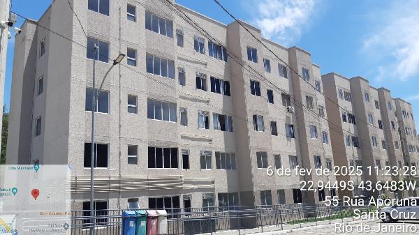 Apartamento em Rio de Janeiro, Santa Cruz, Rua Aporuna, N. 55, Apto 201, Bl 02, RJ. Área: 41.27m2