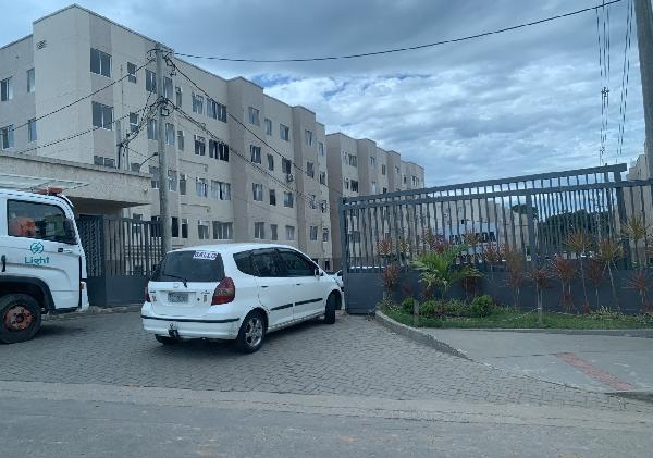 Apartamento em Rio de Janeiro, Santa Cruz, Rua Aporuna, N. 55, Apto 411, Bl 02, RJ. Área: 41.07m2