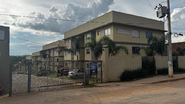 Apartamento em Cidade Ocidental, Mansoes Recreio Mossoro, Rua Duque De Caxias, N. Sn, Apto 1105, Bl 11, Lt 20, Qd 05, GO. Área: 53.86m2