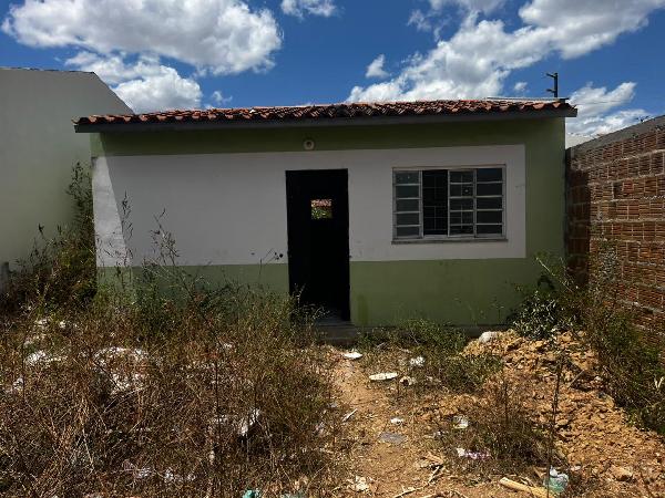 Casa em Belo Jardim, Euno Andrade Da Silva, Julieta De Lima Silva, N. 08, Qd 30 Lt 02, PE. Área: 46.3m2