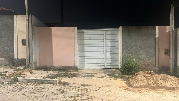 Casa em Belo Jardim, Euno Andrade Da Silva, Rua Erasmo Pereira De Albuquerque, N. 224, Lt 06, Qd 28, PE. Área: 46.3m2