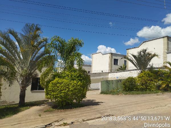 Apartamento em Divinópolis, Centro, Rua Marajuaras, N. 1051, Apto 02, Qd 222, Bl13, Lt 650, MG. Área: 45.83m2