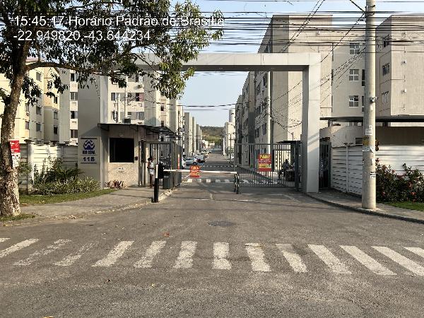 Apartamento em Rio de Janeiro, Santa Cruz, Rua Ibirarema, N. 118, Apto 202, Bl 05  Vg 43, RJ. Área: 43.22m2