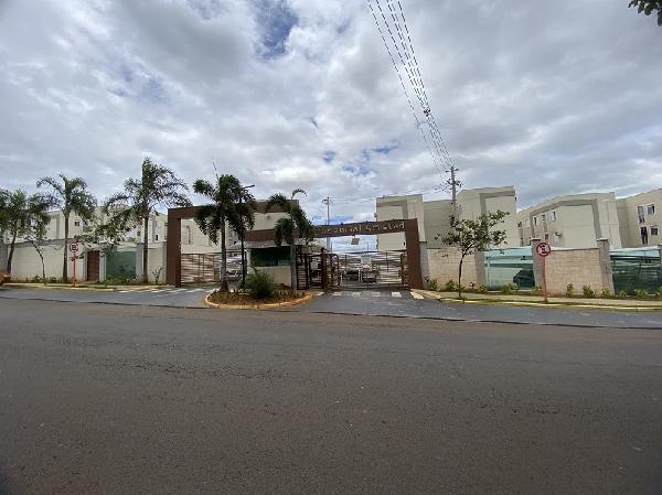 Apartamento em Araraquara, Jardim Botanico, Avenida Dom Carlos Carmelo, N. 853, Apto 302, Bl 19, SP. Área: 39.3m2
