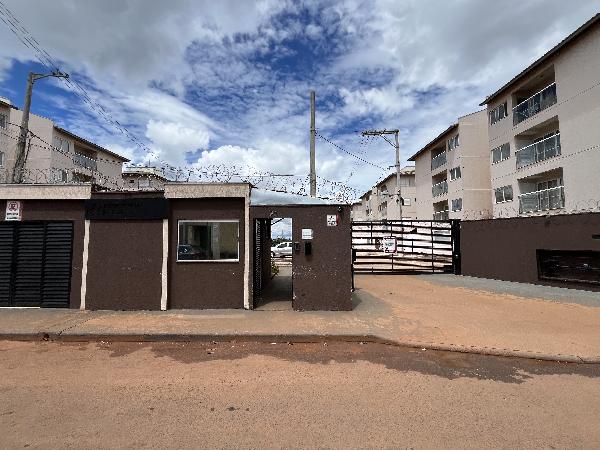 Apartamento em Uberlândia, Morumbi, Rua Carnauba, N. 90, Apto 31, Pav 03 Bl G, MG. Área: 50.5m2