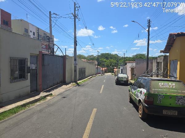 Apartamento em Teresina, Santa Cruz, Rua Aracati, N. 2340, Apto 401, Bl A Qd G, PI. Área: 62.4m2
