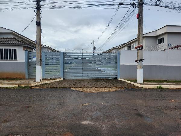 Apartamento em Valparaíso de Goiás, Chacaras Benvinda, Rua Potengy, N. Sn, Apto 111, Bl B, GO. Área: 48.36m2