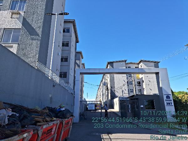 Apartamento em Rio de Janeiro, Santa Cruz, Rua Aporuna, N. 397, Apto 302, Bl 09, RJ. Área: 55.71m2