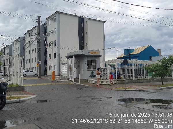 Apartamento em Pelotas, Fragata, Rua Um, N. 450, Apto 402, Bl 01,  Vaga Estacionamento Nº124, RS. Área: 45.44m2