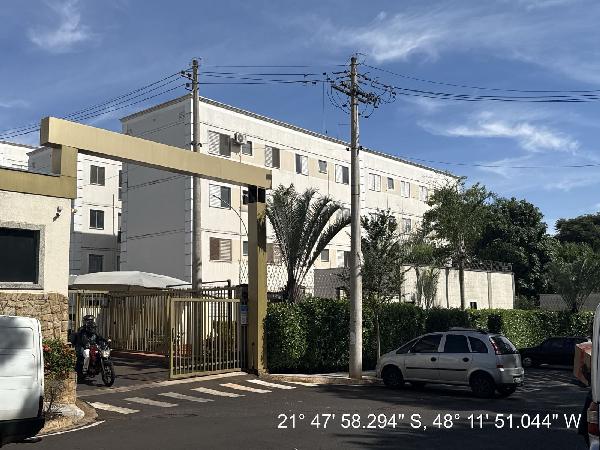 Apartamento em Araraquara, Jardim Sumaré, Avenida Marg. Do Corrego Dos Martins, N. 445, Apto 102, Bloco 26, 1º Pavimento TÉRreo, SP. Área: 43.2m2