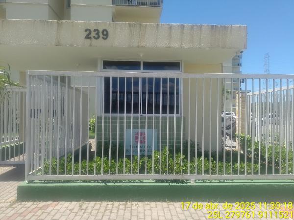 Apartamento em Camaragibe, Santa M¶nica, Via Coletora 02, N. 239, Apto 004, Bl B, Lt 01, Qd 04, PE. Área: 50.63m2