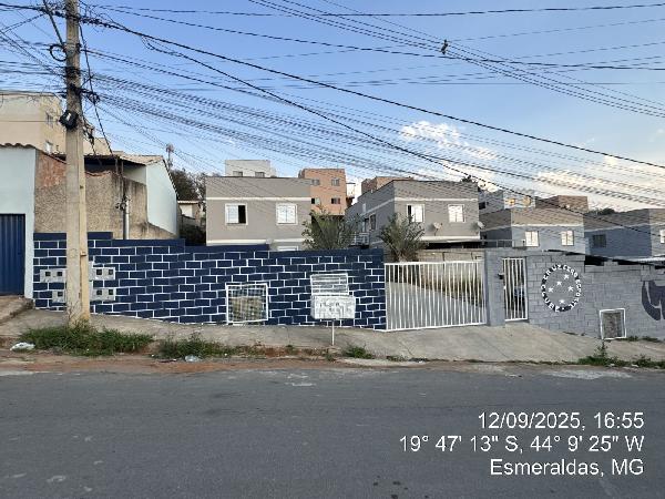 Apartamento em Esmeraldas, Sao Pedro, Rua Petrolina, N. 579, Apto 201, Bl 01 Pav 02 Lt 38-A Qd 50, MG. Área: 46.75m2