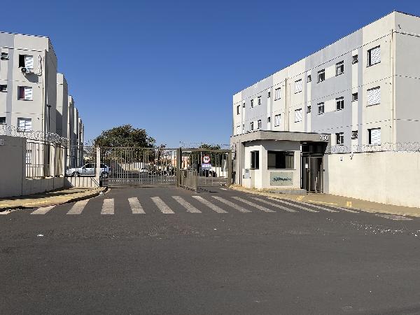 Apartamento em Ribeirão Preto, Jardim Diva Tarla De Carvalho, Rua Ademir Spagnol Miluzzi, N. 700, Apto 31, Bl E Tr 03, SP. Área: 39.21m2