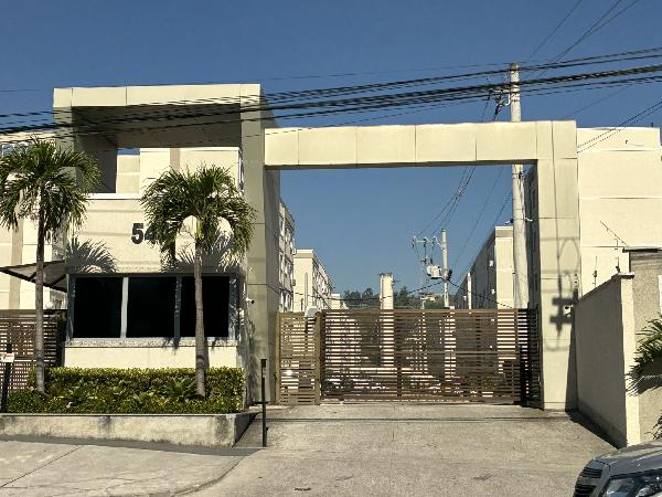 Apartamento em São Gonçalo, Vila Lage, Avenida Lucio Tome Feteira, N. 544, Apto 504, Bl 08, RJ. Área: 40.86m2