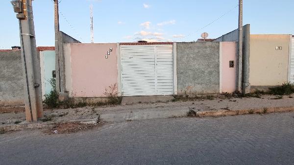 Casa em Belo Jardim, Euno Andrade Da Silva, Rua Professora Cremilda Xavier De Souza, N. 227, Lt 6 Qd 36, PE. Área: 46.3m2