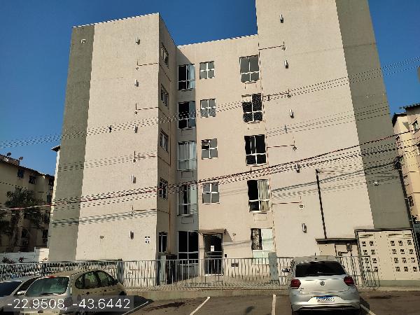 Apartamento em Rio de Janeiro, Santa Cruz, Rua Ibirarema, N. 118, Apto 201, Bl 03, RJ. Área: 43.22m2