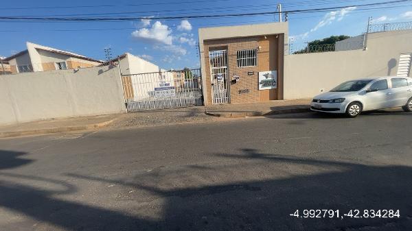 Casa em Teresina, Santa Maria, Rua Maria Mirto De Sa, N. 2165, Cs 37 D3, PI. Área: 60.86m2