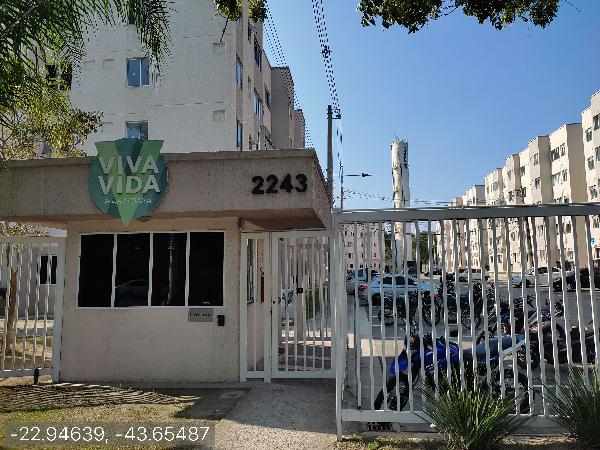 Apartamento em Rio de Janeiro, Santa Cruz, Estrada Da Pedra, N. 2243, Apto 305, Bl 03, RJ. Área: 41.23m2