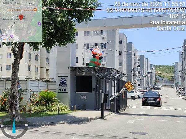Apartamento em Rio de Janeiro, Santa Cruz, Rua Ibirarema, N. 118, Apto 304, Bl 07, RJ. Área: 43.22m2